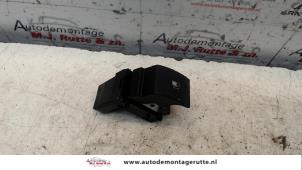 O98693 Gebruikte schakelaar tankklep Volkswagen Golf
