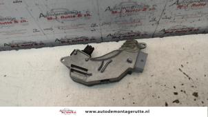 O130684 Gebruikte kachel weerstand Opel Vectra