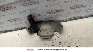Gebruikte Cilinderslot achter Opel Meriva 1.6 Prijs op aanvraag aangeboden door Autodemontage M.J. Rutte B.V.