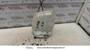 O84075 Gebruikte slotmechaniek portier 4deurs rechts-achter Suzuki Swift