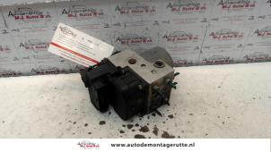 O114767 Gebruikte abs pomp Opel Corsa