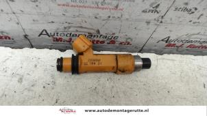 O121768 Gebruikte injector (benzine injectie) Suzuki Swift