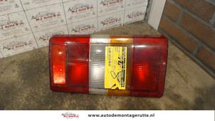 O93831 Gebruikte achterlicht links Renault Trafic