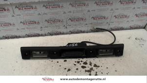 O90500 Gebruikte schakelaar achterklep Landrover Range Rover