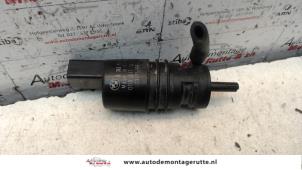 O71621 Gebruikte pomp koplampsproeier Landrover Range Rover
