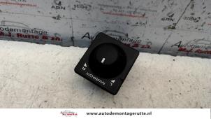 O105950 Gebruikte spiegel schakelaar MG TF