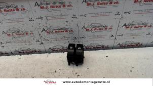 O109338 Gebruikte combischakelaar ramen Renault Espace