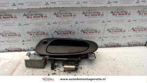 O80420 Gebruikte portiergreep 4deurs links-voor Honda Civic