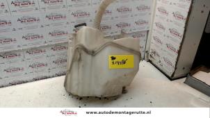 O115036 Gebruikte ruitensproeiertank voor Landrover Range Rover