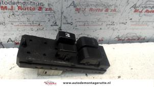 O109610 Gebruikte schakelblok ruiten Suzuki Swift