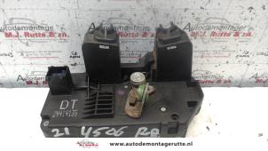 O83901 Gebruikte portierslot mechaniek 4deurs rechts-achter Opel Zafira