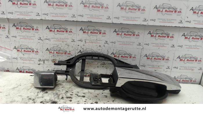 Gebruikte Portiergreep 4Deurs links-achter Landrover Range Rover O89427