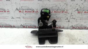 O91785 Gebruikte achterklep slotmechaniek Kia Picanto