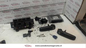 O113718 Gebruikte contactslot + computer Fiat Panda