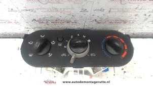O100661 Gebruikte chaufage bedieningspaneel Renault Twingo