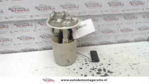 O120880 Gebruikte brandstofpomp elektrisch Peugeot 607