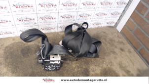 O110695 Gebruikte veiligheidsgordel links-voor Peugeot 207