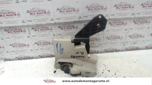 O82662 Gebruikte slotmechaniek portier 2deurs rechts Volkswagen Transporter