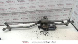 O118663 Gebruikte ruitenwismotor+mechaniek Volkswagen Transporter