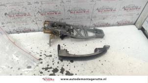 O80653 Gebruikte deurgreep 2deurs rechts Volkswagen Transporter