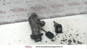 O114103 Gebruikte kontaktslot+sleutel Volkswagen Transporter