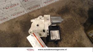 O90251 Gebruikte portierruitmotor Volvo S40