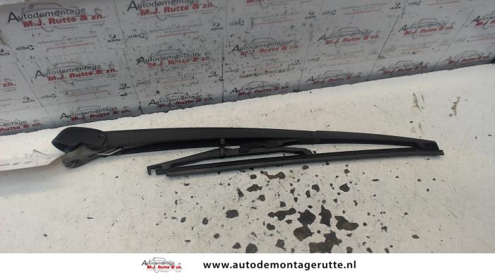 Gebruikte Ruitenwisserarm achter Lancia Musa O97571