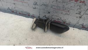 O81662 Gebruikte portierslot cilinder links Peugeot 106