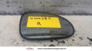 Gebruikte Spiegelglas rechts Chevrolet Matiz 0.8 S,SE Prijs op aanvraag aangeboden door Autodemontage M.J. Rutte B.V.