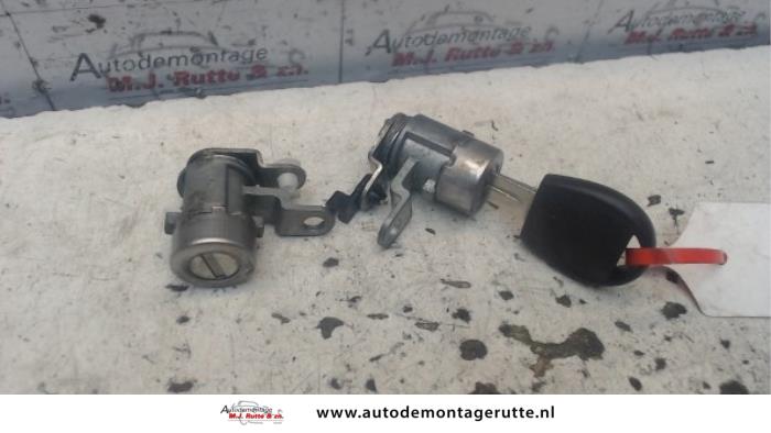 Gebruikte Cilinderslot Portier rechts Chevrolet Matiz O81886