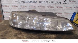 O74172 Gebruikte rechter koplamp Peugeot 406