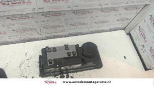 O110872 Gebruikte pomp elektrische deurvergrendeling Mercedes C-Klasse