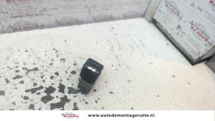 O110186 Gebruikte cabriodak bediening Peugeot 206
