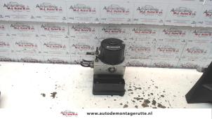 O114748 Gebruikte abs pomp Ford Focus