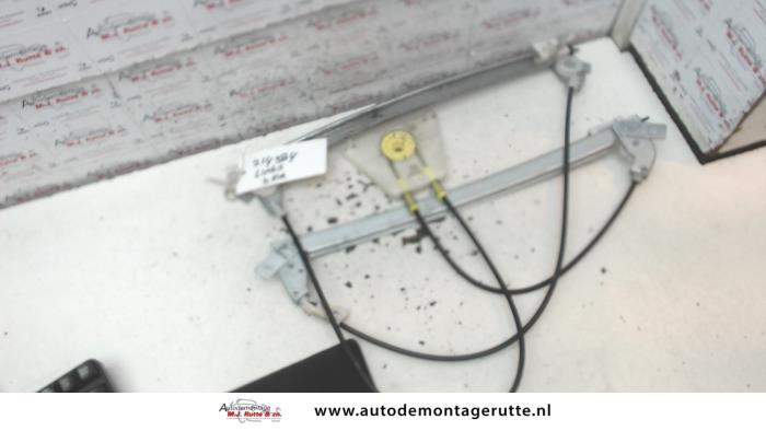 Gebruikte Raammechaniek 2Deurs links-voor Audi A3 O77505