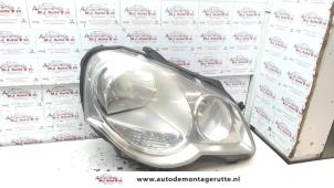 O73545 Gebruikte koplamp rechts Volkswagen Polo