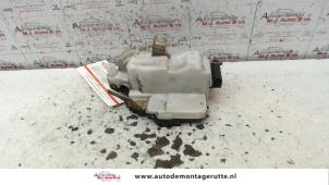 O82774 Gebruikte slotmechaniek portier 2deurs rechts Seat Ibiza