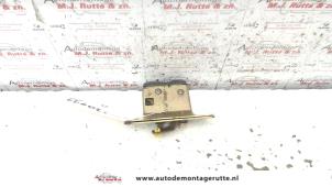 O91945 Gebruikte slotmechaniek achterklep Volvo S40/V40