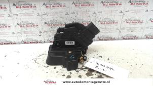O83537 Gebruikte slotmechaniek portier 4deurs rechts-voor Ford C-Max