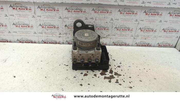 Gebruikte ABS Pomp Volkswagen Caddy O114796