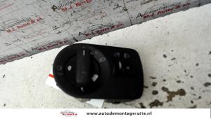 O100915 Gebruikte licht schakelaar Audi A3
