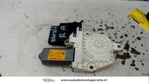 O90001 Gebruikte raammotor portier Volkswagen Golf