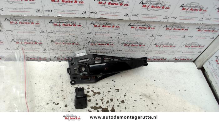 Gebruikte Deurgreep 4Deurs rechts-achter Opel Zafira O89552