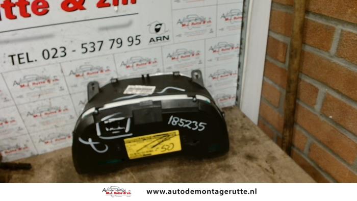 Tellerklok van een Fiat Punto Evo (199) 1.3 JTD Multijet 85 16V Euro 5 2010