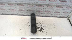 O109231 Gebruikte combischakelaar ramen Peugeot 307