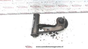 O132133 Gebruikte draagarm onder links-voor Mercedes C-Klasse