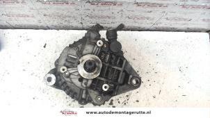 Dynamo van een Hyundai Terracan 2.9 CRDi 16V 2004