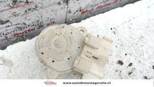 Gebruikte Kontactslot Schakelaar Toyota Yaris (P1) 1.0 16V VVT-i Prijs € 25,00 Margeregeling aangeboden door Autodemontage M.J. Rutte B.V.