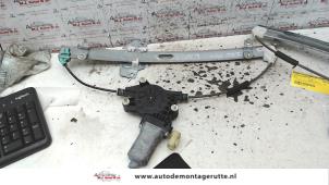 O78262 Gebruikte raammechaniek 4deurs links-voor Kia Rio