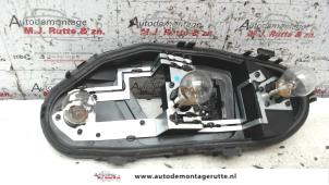 Gebruikte Fitting Achterlicht links Toyota Aygo (B10) 1.0 12V VVT-i Prijs op aanvraag aangeboden door Autodemontage M.J. Rutte B.V.